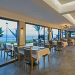 מלון Floria 4*
