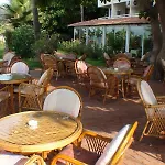 מלון Floria 4*