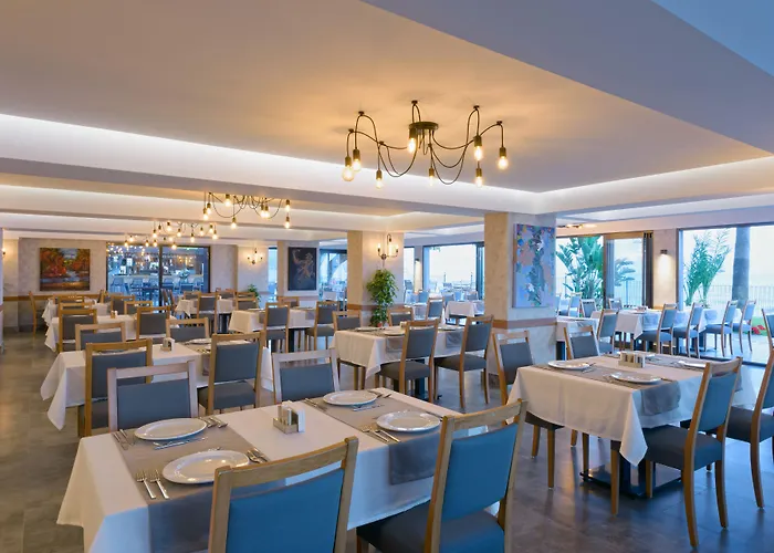 Floria 酒店 阿拉尼亚