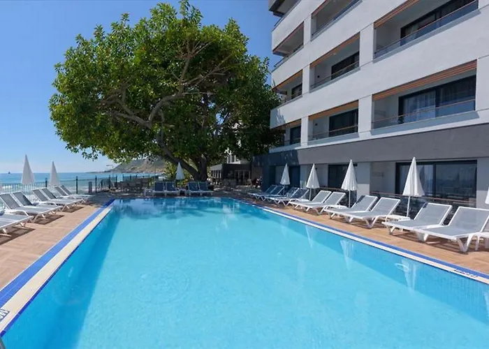 Floria Отель 4*