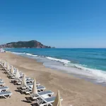 Ξενοδοχείο Floria Αλάνια