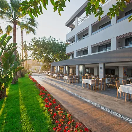 Hotell Floria 4*