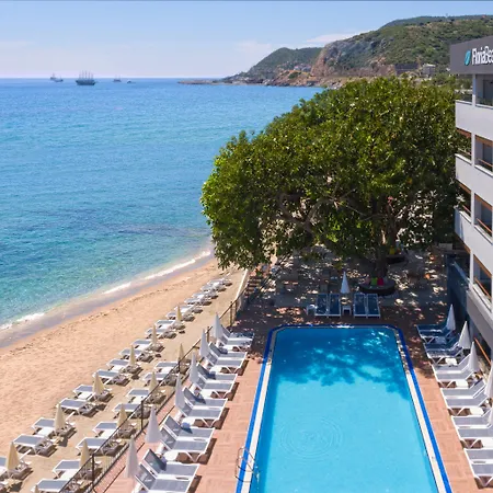 Floria Hotel 4*